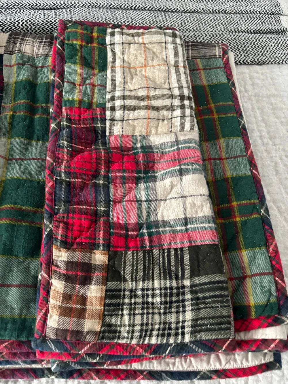 Pottery Barn Full/Queen Plaid Patchwork quilt and pillow shams